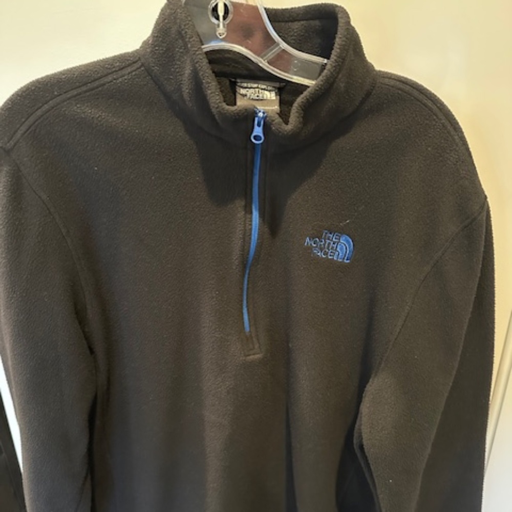The North Face men's quarter zip